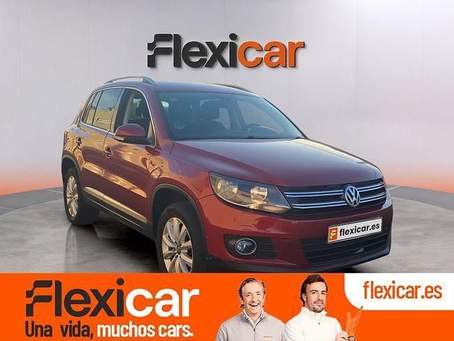 Usado VW Tiguan Business 140 CV (102 kW) 2015 Rojo SUV