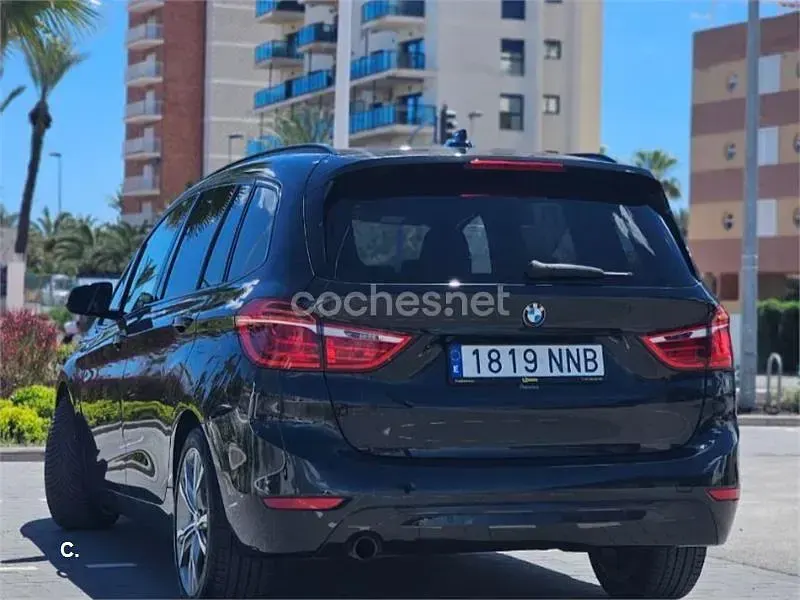 Usado BMW 216 Shadowline 116 CV (85 kW) 2016 Negro Familiar