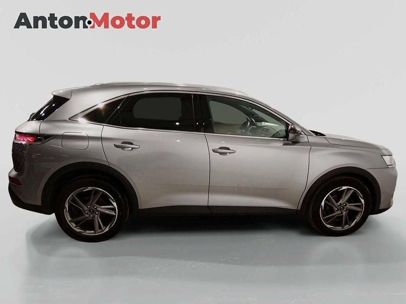 Usado DS Automobiles DS7 Crossback So Chic 180 CV (132 kW) 2020 Gris SUV