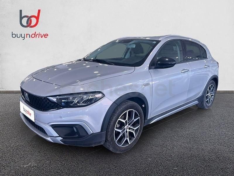 Usado Fiat Tipo Cross 101 CV (74 kW) 2022 Blanco Berlina