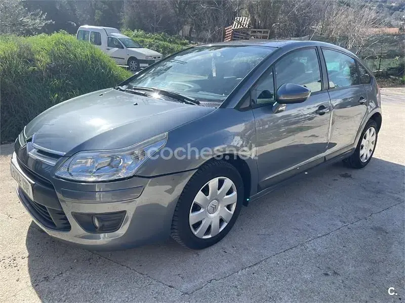 Usado Citroën C4 110 CV (80 kW) 2010 Gris / plata Berlina