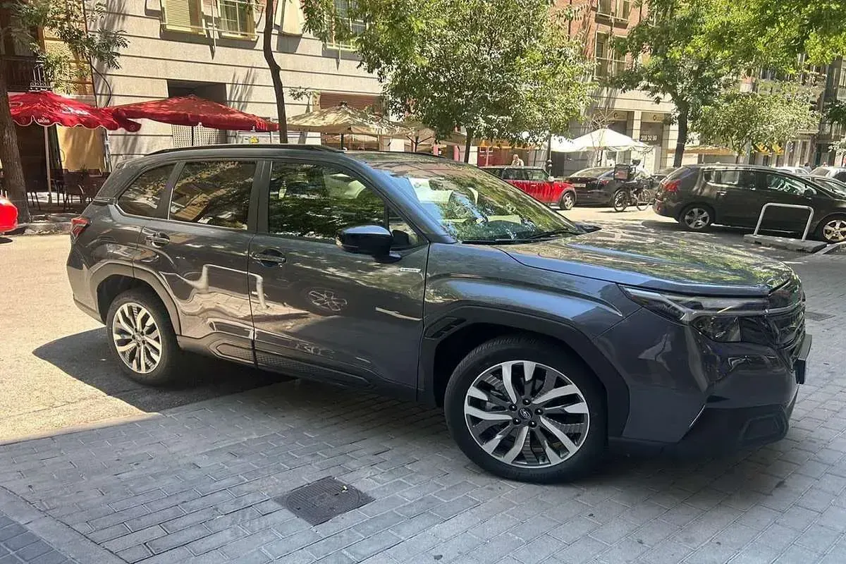 Usado Subaru Forester 152 CV (111 kW) 2026 Gris SUV