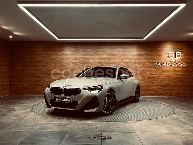 Gris / plata Usado 2024 BMW 230 M Sport Coupe | 44.990 € - Imagen 1/4
