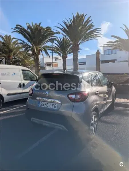 Begagnad Renault Captur Version S 150 HK (110 kW) 2020 Grå SUV