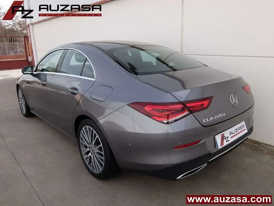 Usado Mercedes CLA200 150 CV (110 kW) 2022 Gris Coupe