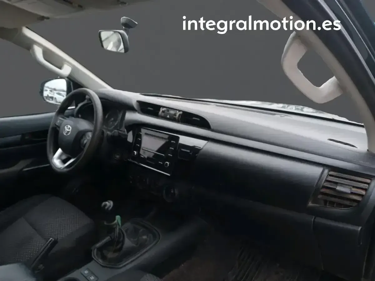 Usado Toyota HiLux 150 CV (110 kW) 2021 Verde Pickup/Camioneta