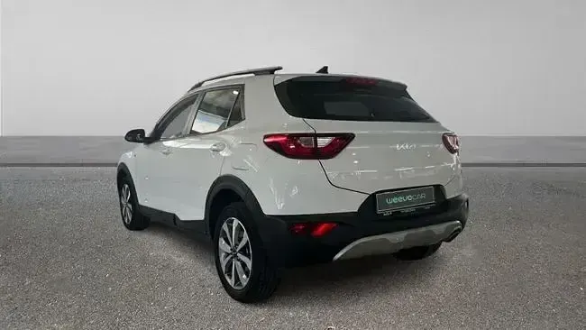 Usado Kia Stonic 79 CV (58 kW) 2025 Blanco SUV