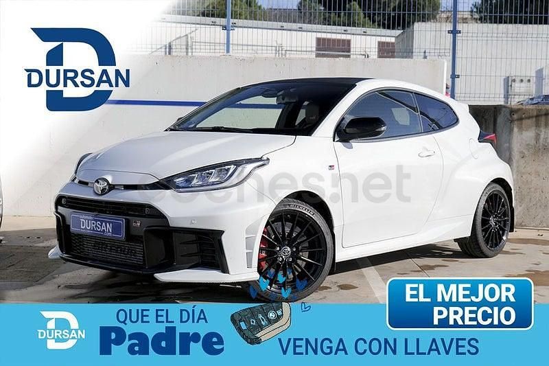 Usado Toyota Yaris 280 CV (205 kW) 2024 Blanco Berlina