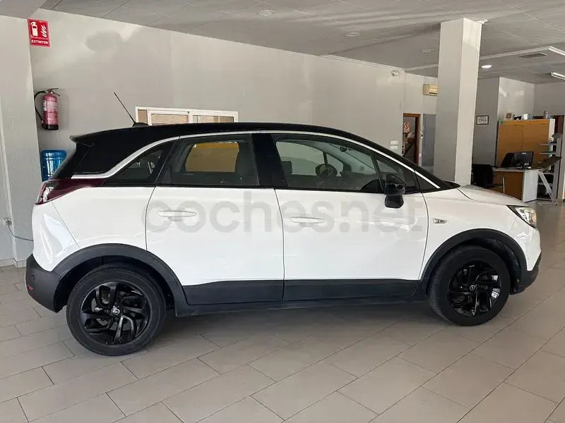 Usado Opel Crossland X Innovation 130 CV (95 kW) 2019 Blanco SUV