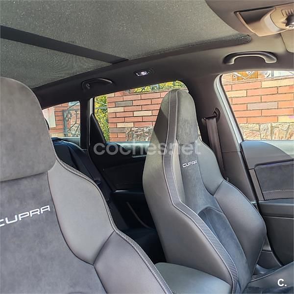 Usado Seat Leon ST CUPRA 300 CV (220 kW) 2017 Blanco Familiar