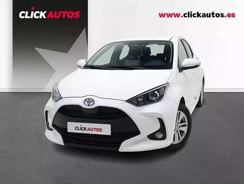 Blanco Usado 2025 Toyota Yaris Hybrid Business Edition Utilitario | 19.400 € (Precio justo) - Imagen 1/4