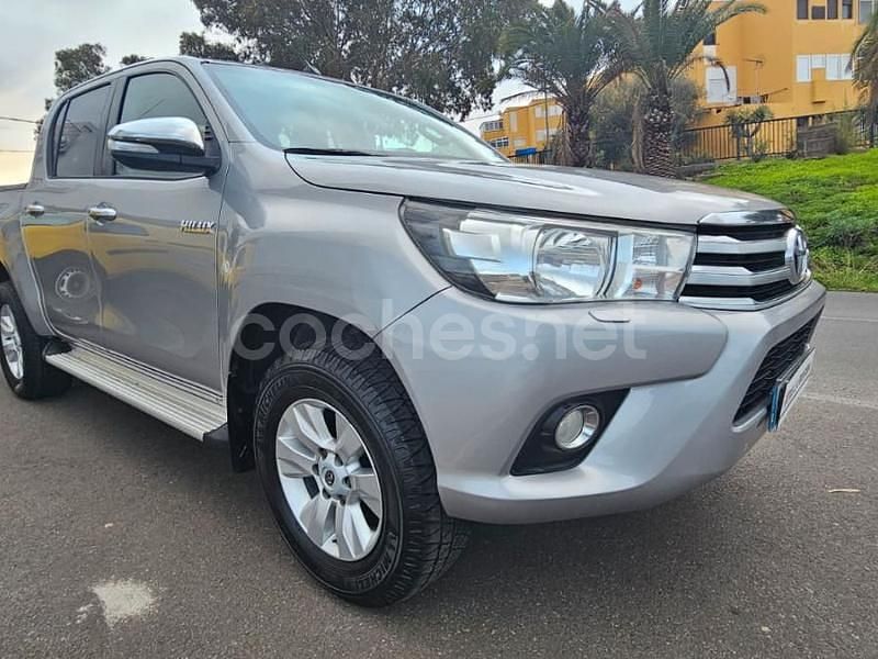 Usado Toyota HiLux 150 CV (110 kW) 2017 Beige Recogida