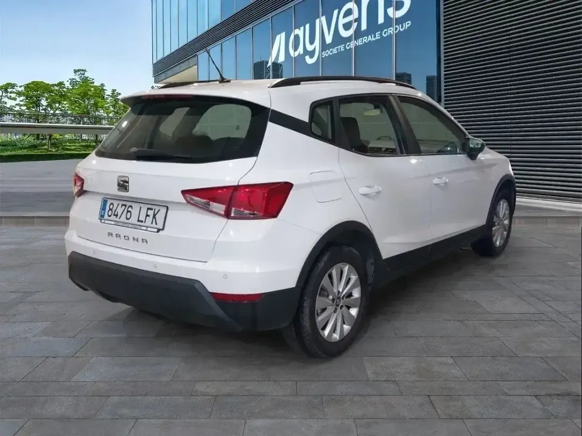 Usado Seat Arona Ecomotive 116 CV (85 kW) 2020 Blanco SUV