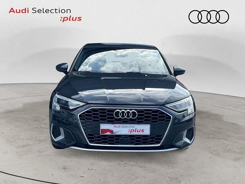 Usado Audi A3 e-tron Advanced Plus 204 CV (150 kW) 2024 Gris Utilitario