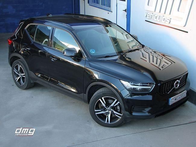 Usado Volvo XC40 R-Design 197 CV (144 kW) 2021 Negro SUV