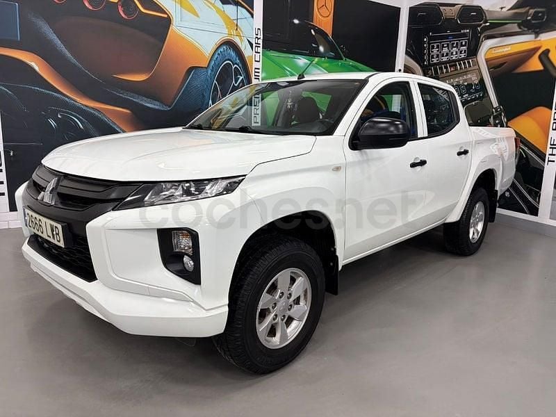 Usado Mitsubishi L200 Motion 150 CV (110 kW) 2022 Blanco Recogida