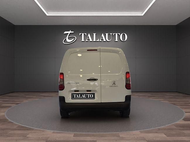 Usado Peugeot Partner S 100 CV (73 kW) 2019 Blanco Monovolumen