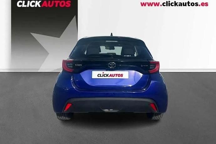 Usado Toyota Yaris Hybrid Active 116 CV (85 kW) 2025