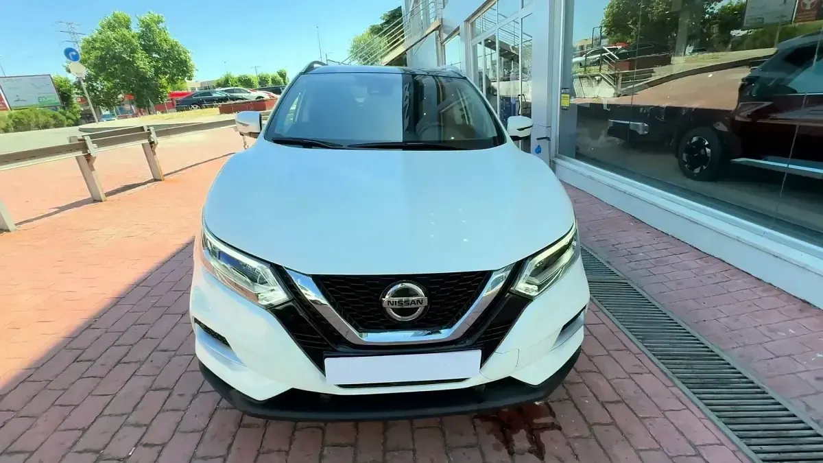 Usado Nissan Qashqai N-Connecta 115 CV (84 kW) 2020 Blanco SUV