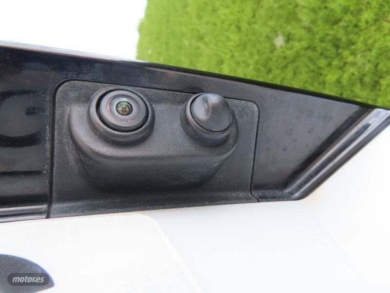 Plateado Usado 2011 Peugeot 308 Berlina | 3300 € (Super precio) - Imagen 1/1