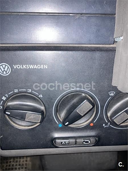 Usado VW Transporter 68 CV (50 kW) 1998 Verde Van