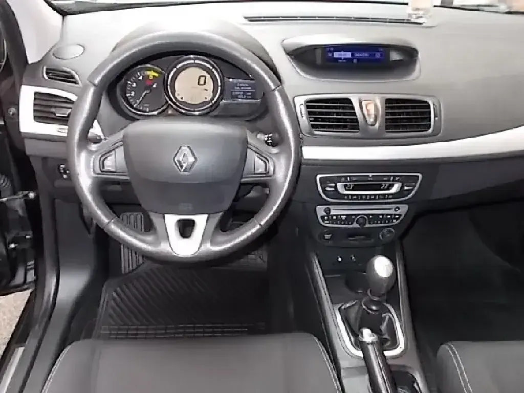 Usado Renault Mégane III 110 CV (80 kW) 2011 Negro Berlina