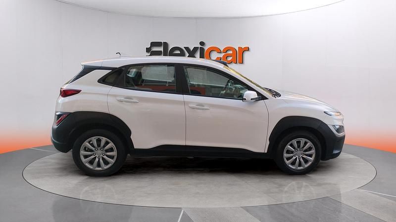 Usado Hyundai Kona 120 CV (88 kW) 2022 Blanco SUV