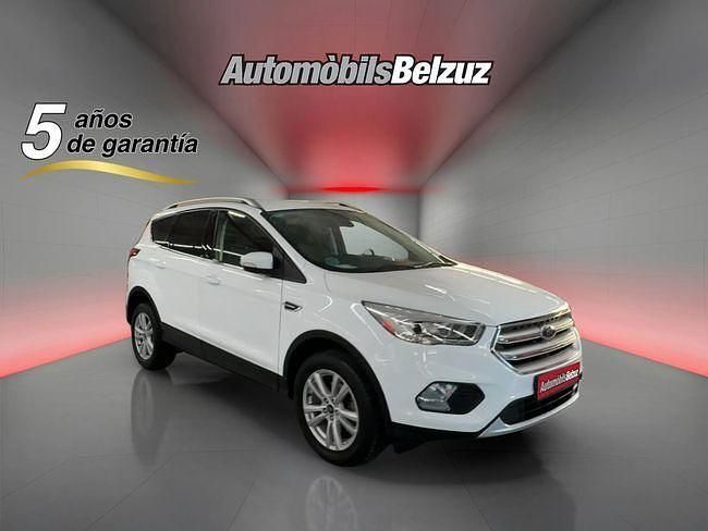 Usado Ford Kuga Trend 120 CV (88 kW) 2019 Blanco SUV
