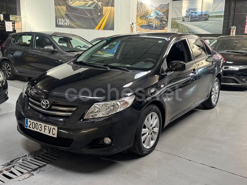 Negro Usado 2007 Toyota Corolla Sol Berlina | 7400 € - Imagen 1/4