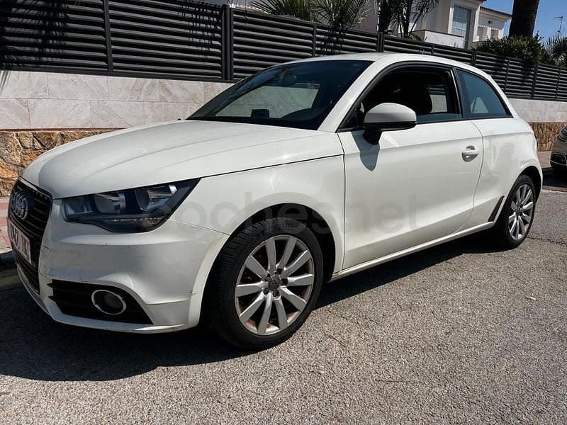 Usado Audi A1 Ambition 86 CV (63 kW) 2013 Blanco Utilitario