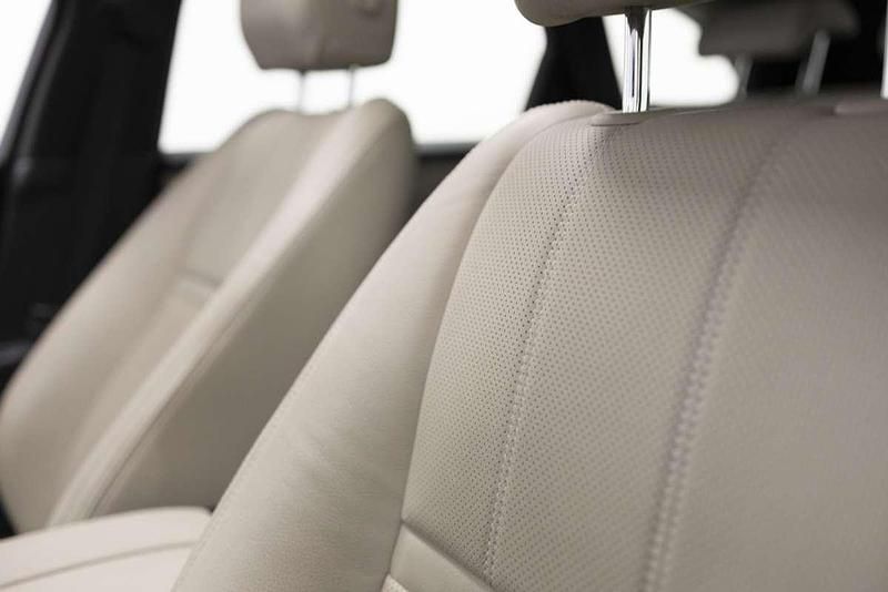 Usado Land Rover Range Rover Velar SE Dynamic 204 CV (150 kW) 2023 Beige SUV