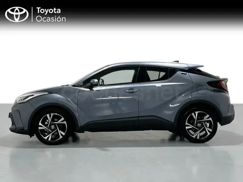 Usado Toyota C-HR Advance 122 CV (89 kW) 2021 Gris / plata SUV