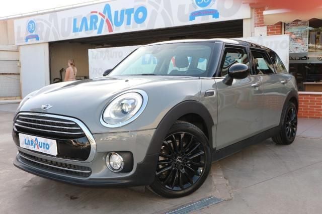 Gris Usado 2017 Mini Cooper Clubman Familiar | 23.899 € - Imagen 1/4