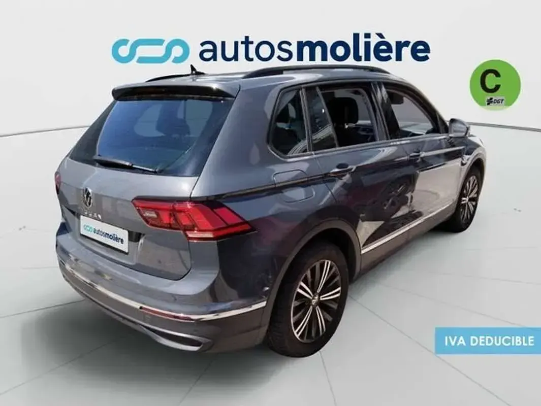 Usado VW Tiguan Life 122 CV (89 kW) 2023 Gris SUV