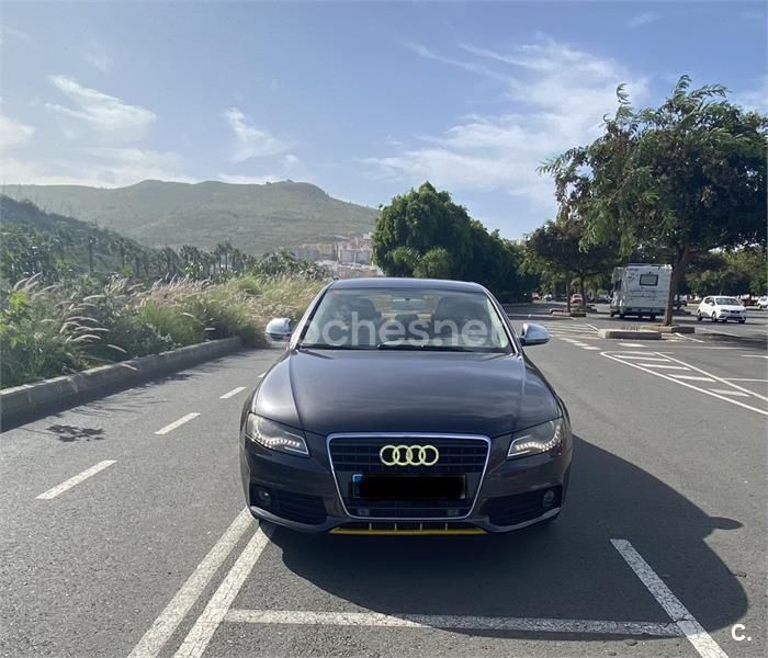 Usado Audi A4 S-Line 143 HP (105 kW) 2008 Cinzento Sedan