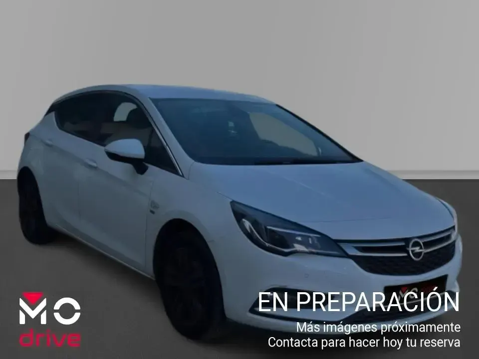 Usado Opel Astra 125 CV (91 kW) 2019