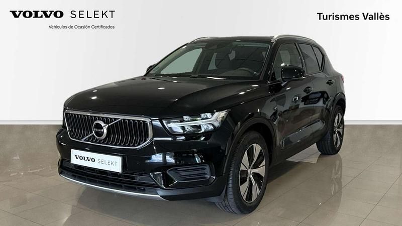 Negro Usado 2022 Volvo XC40 Momentum SUV | 30.900 € (Caro) - Imagen 1/4