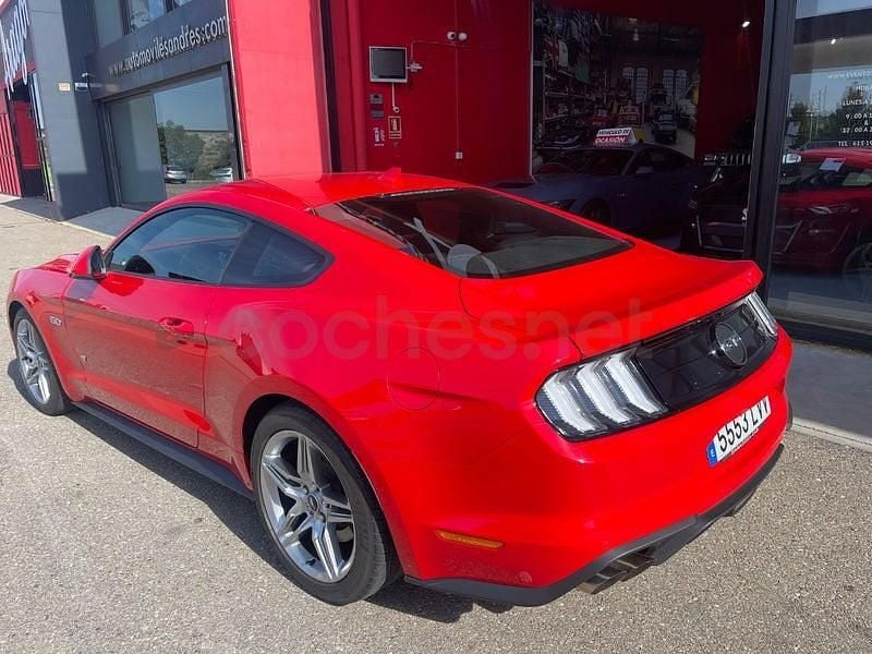 Usado Ford Mustang GT 450 CV (330 kW) 2022 Rojo Coupe