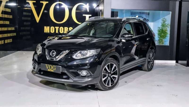 Negro Usado 2016 Nissan X-Trail N-Connecta SUV | 10.900 € (Precio justo) - Imagen 1/4
