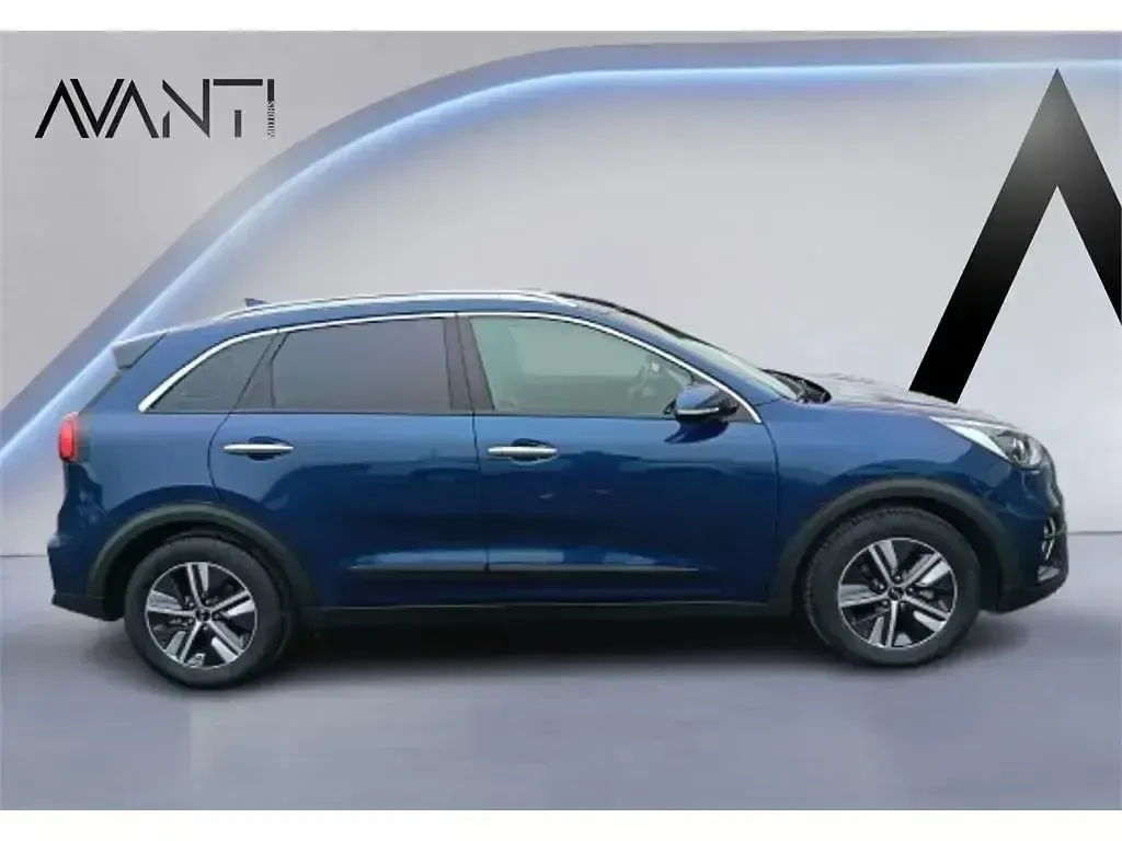 Käytetty Kia Niro 141 HP (103 kW) 2021 Sininen Katumaasturi