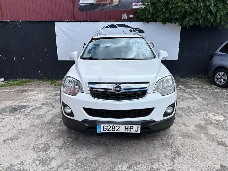 Usado Opel Antara Selective 163 CV (119 kW) 2013 Blanco SUV