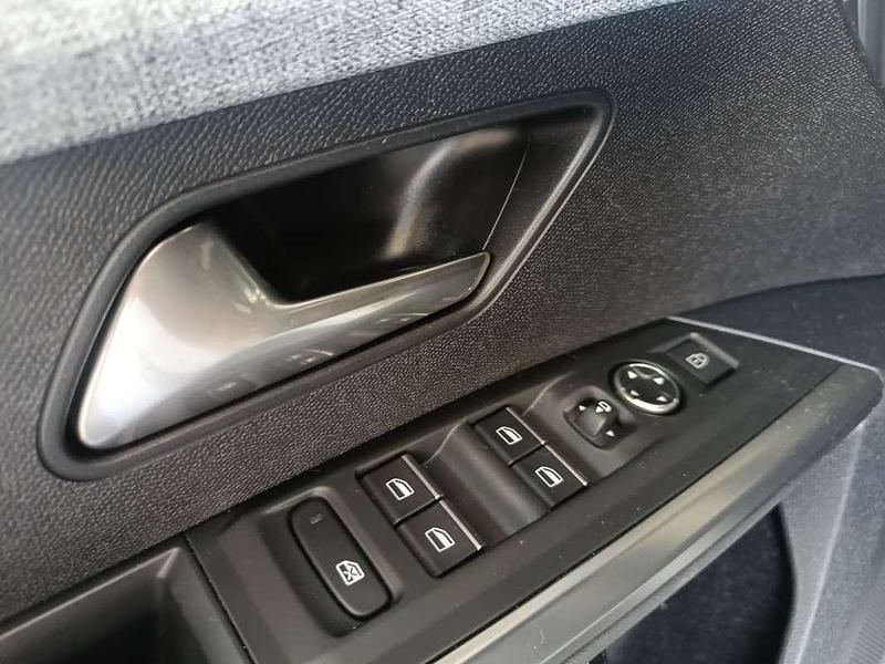 Usado Peugeot 3008 GT 145 CV (106 kW) 2025 Blanco SUV