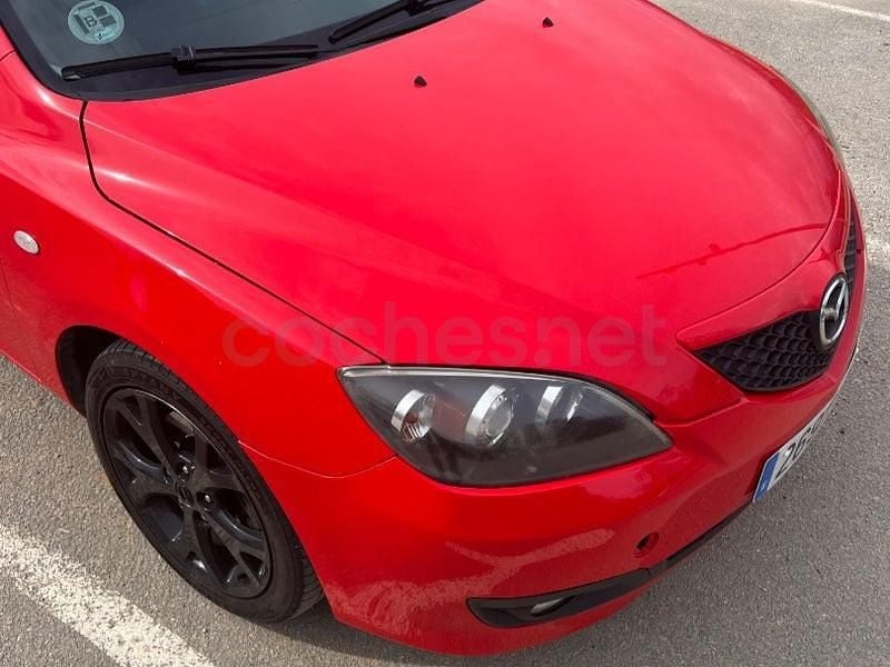 Usado Mazda 3 Sportive 143 CV (105 kW) 2007 Rojo Berlina