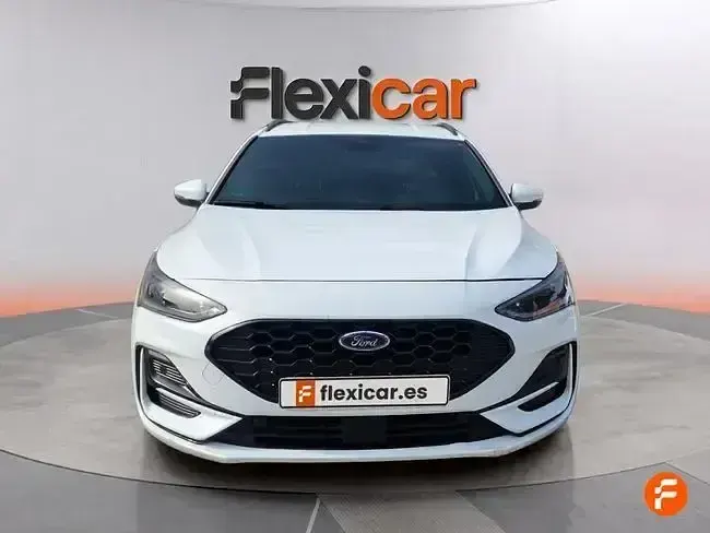 Usado Ford Focus ST-Line 125 CV (91 kW) 2023 Blanco Familiar