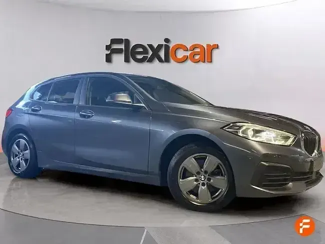 Usado BMW 116 116 CV (85 kW) 2021 Gris Utilitario