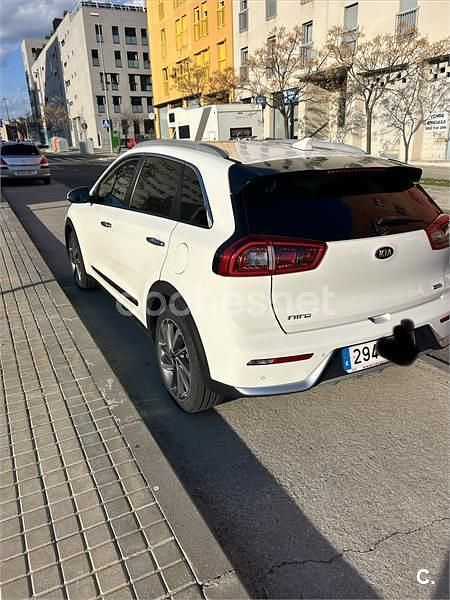 Usado Kia Niro 141 CV (103 kW) 2019 Blanco SUV
