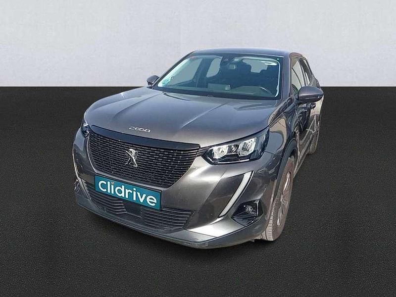 Usado Peugeot 2008 Active 110 CV (80 kW) 2021 Gris SUV