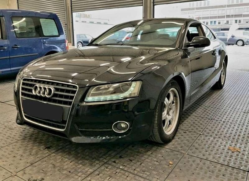 Używany Audi A5 S-Line 190 KM (139 kW) 2011 Czarny Coupe