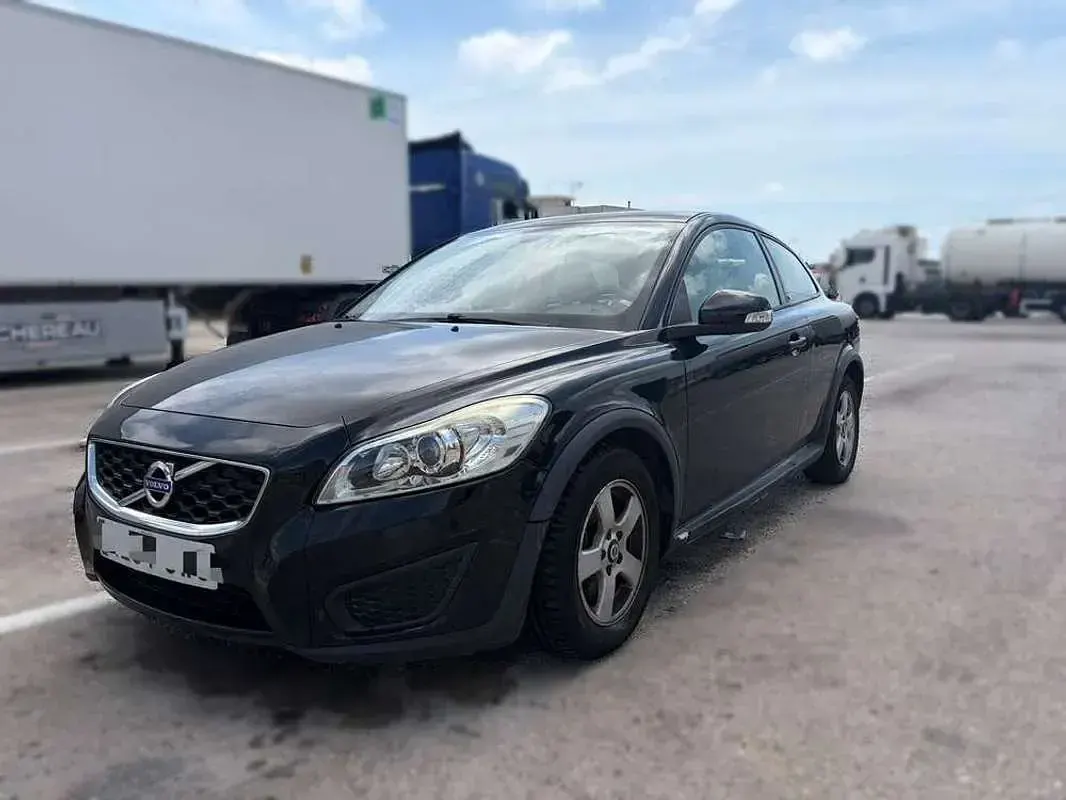 Usado Volvo C30 Drive Kinetic 110 CV (80 kW) 2010 Negro Utilitario