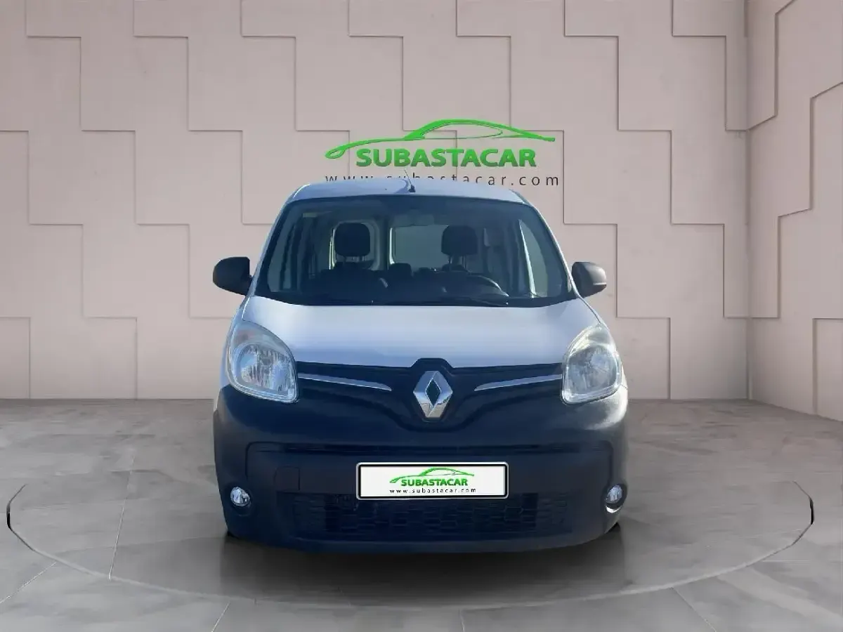 Usado Renault Kangoo 75 CV (55 kW) 2018 Blanco Monovolumen